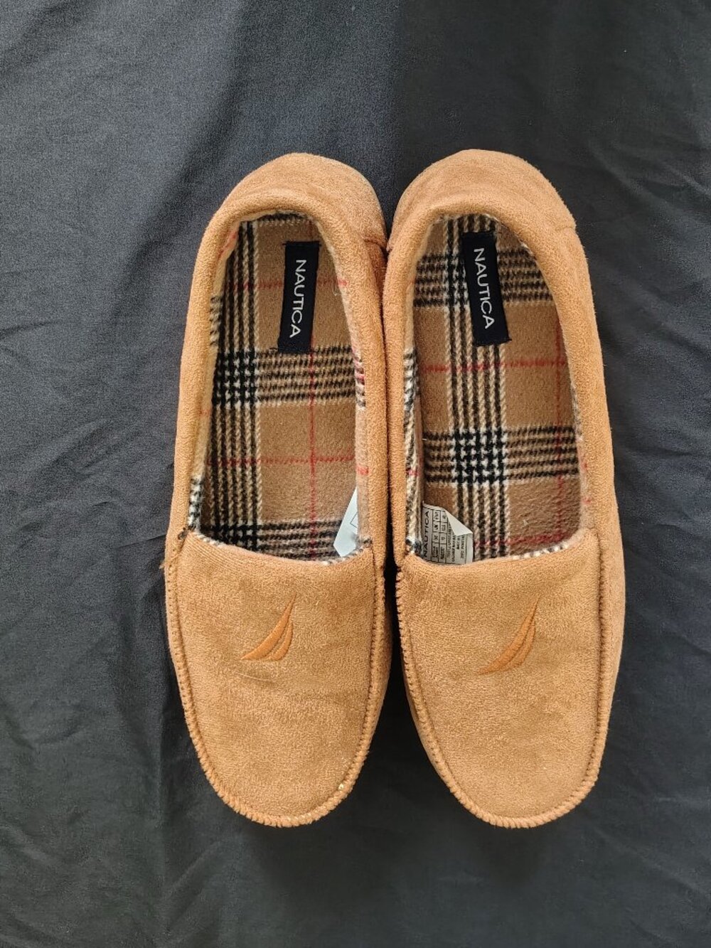 New Men’s Nautica  Size 13 Color Callen/Tan Camel Large Slippers